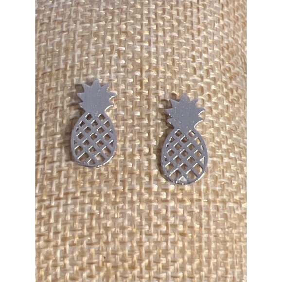 Vintage Silver Tone Pineapple Stud Earrings Openwork Pierced Swinger Estate 5/8" - Picture 1 of 5